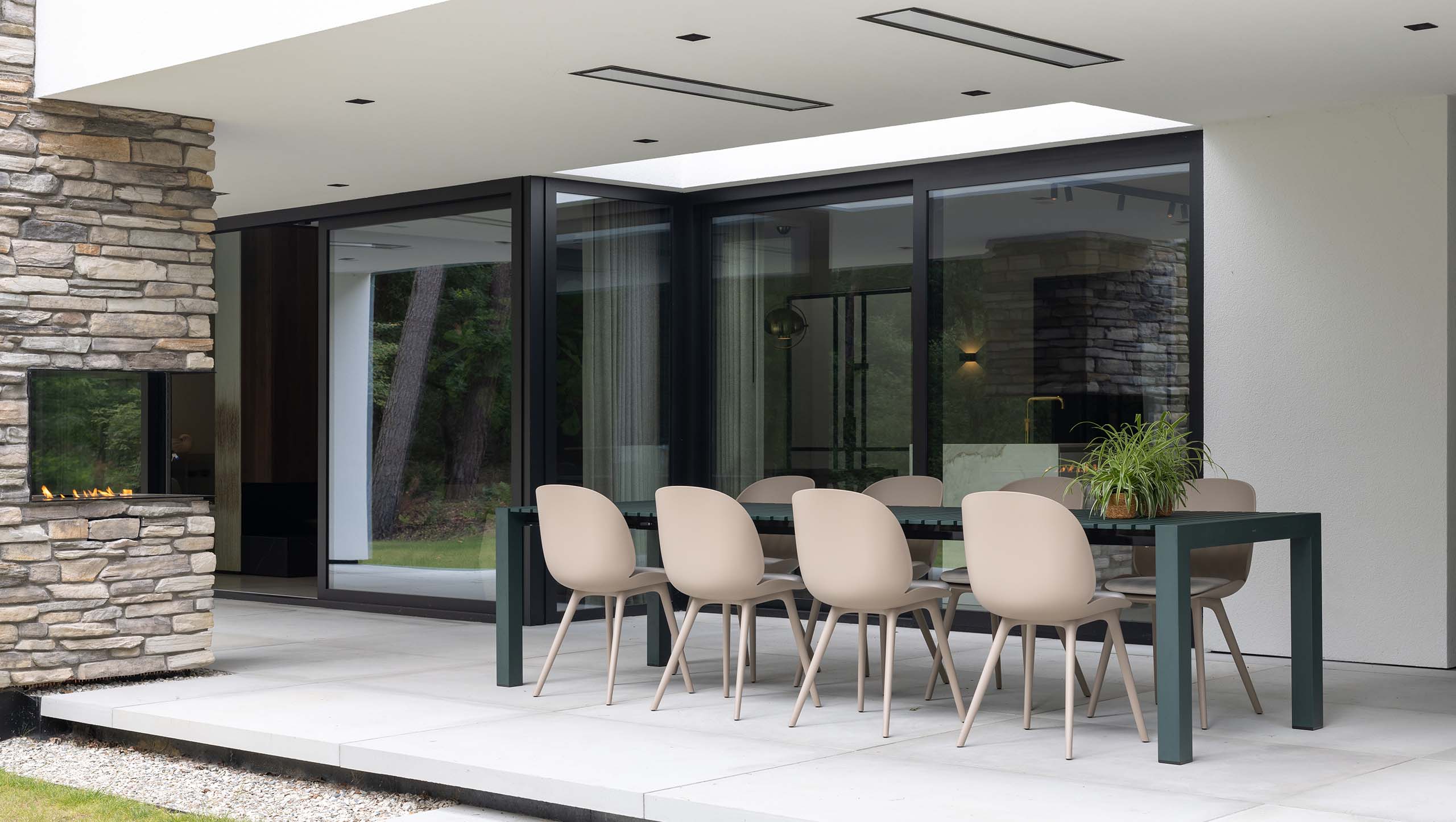 VIPS: Very Impressive Products - Bromic Heating 02