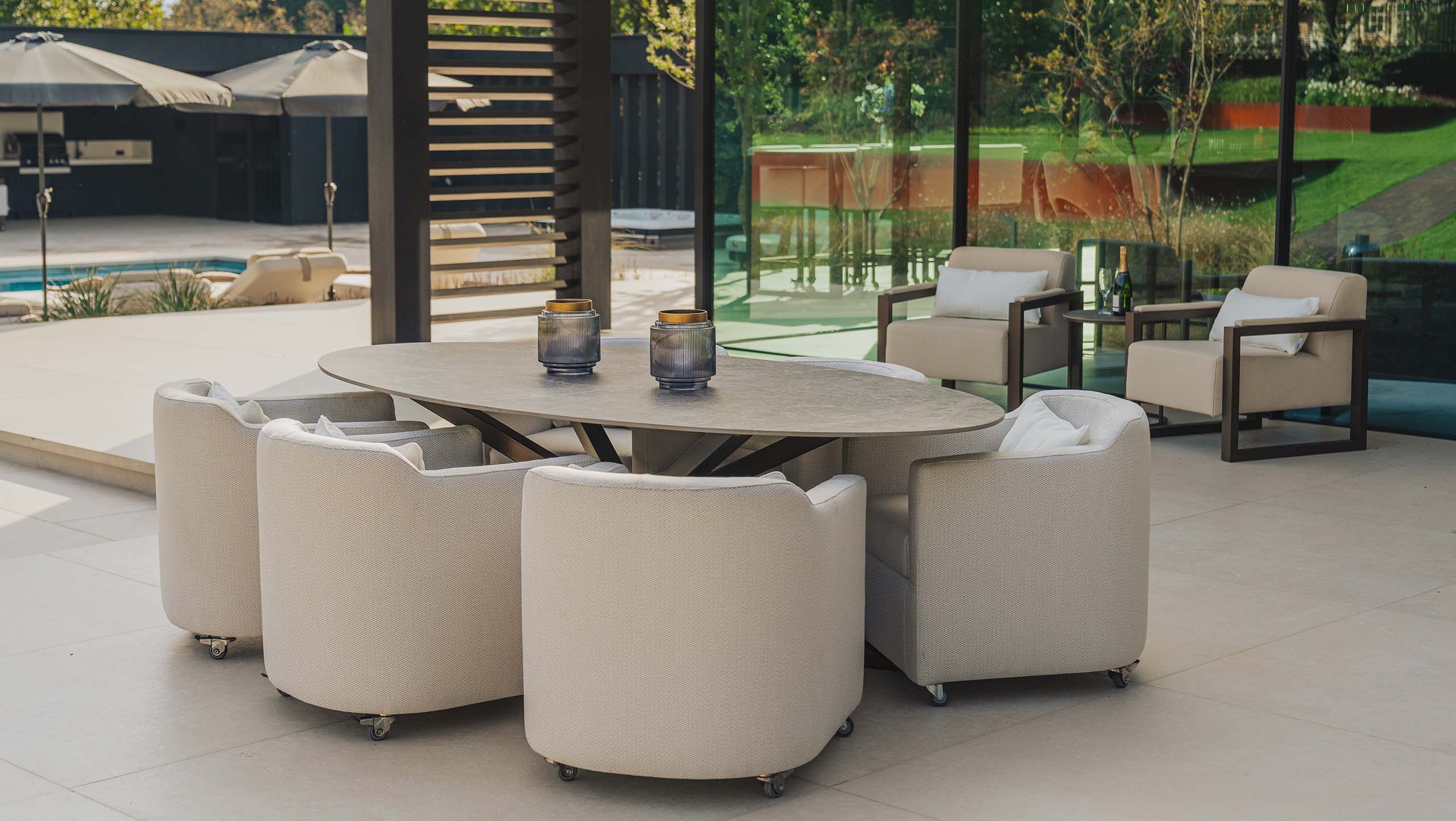 VIPS: Very Impressive Products - Life-Style Furniture 02