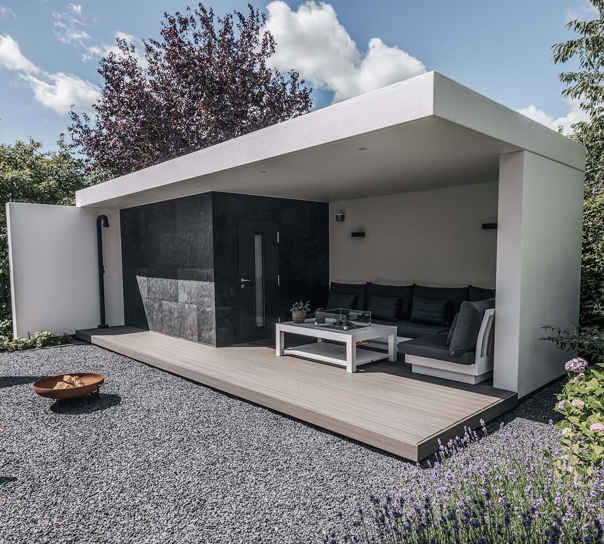 VIPS: Very Impressive Products – Luxcom 03 VIPS: Very Impressive Products - Luxcom 0