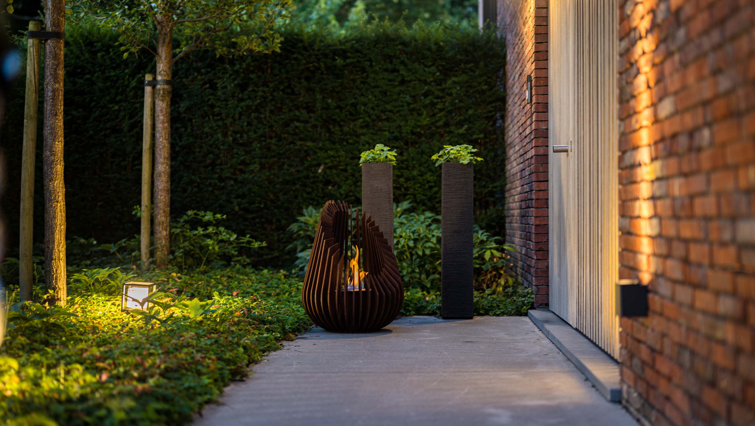 VIPS: Very Impressive Products – VLAM Design 02 VIPS: Very Impressive Products - VLAM Design 02